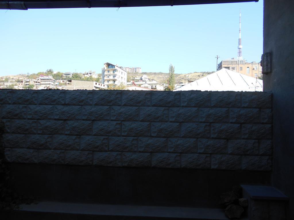 Сolibri Hotel Yerevan Bagian luar foto