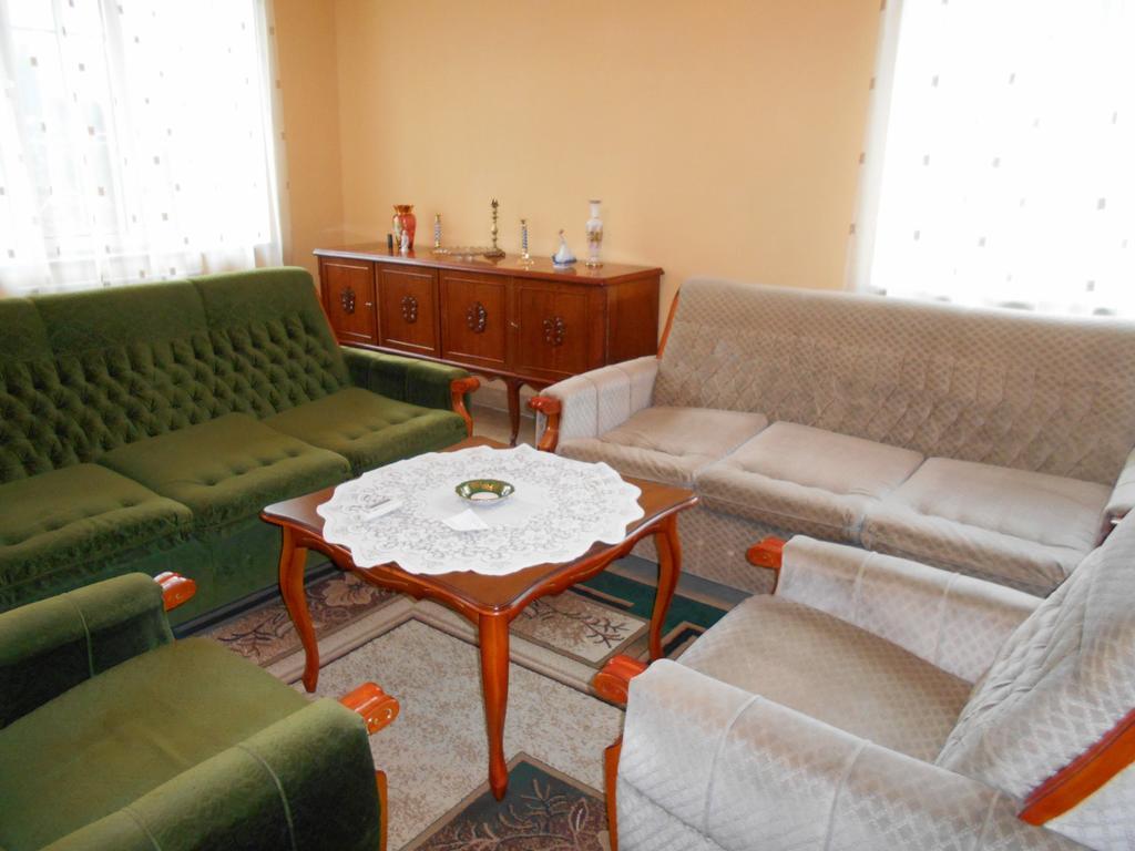 Сolibri Hotel Yerevan Bagian luar foto