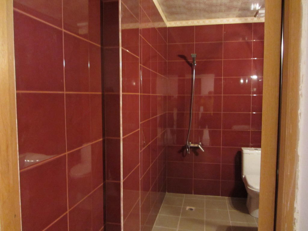 Сolibri Hotel Yerevan Bagian luar foto