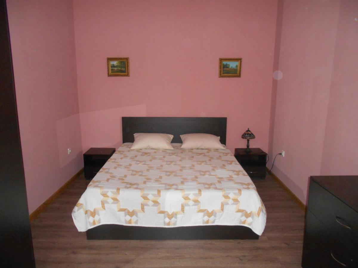 Сolibri Hotel Yerevan Bagian luar foto